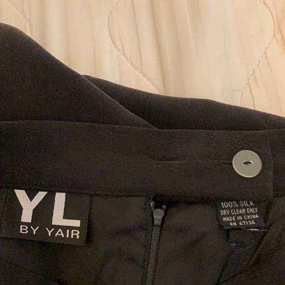 Black silk pencil skirt YL by Yair size 10 lined - Picture 3 of 3